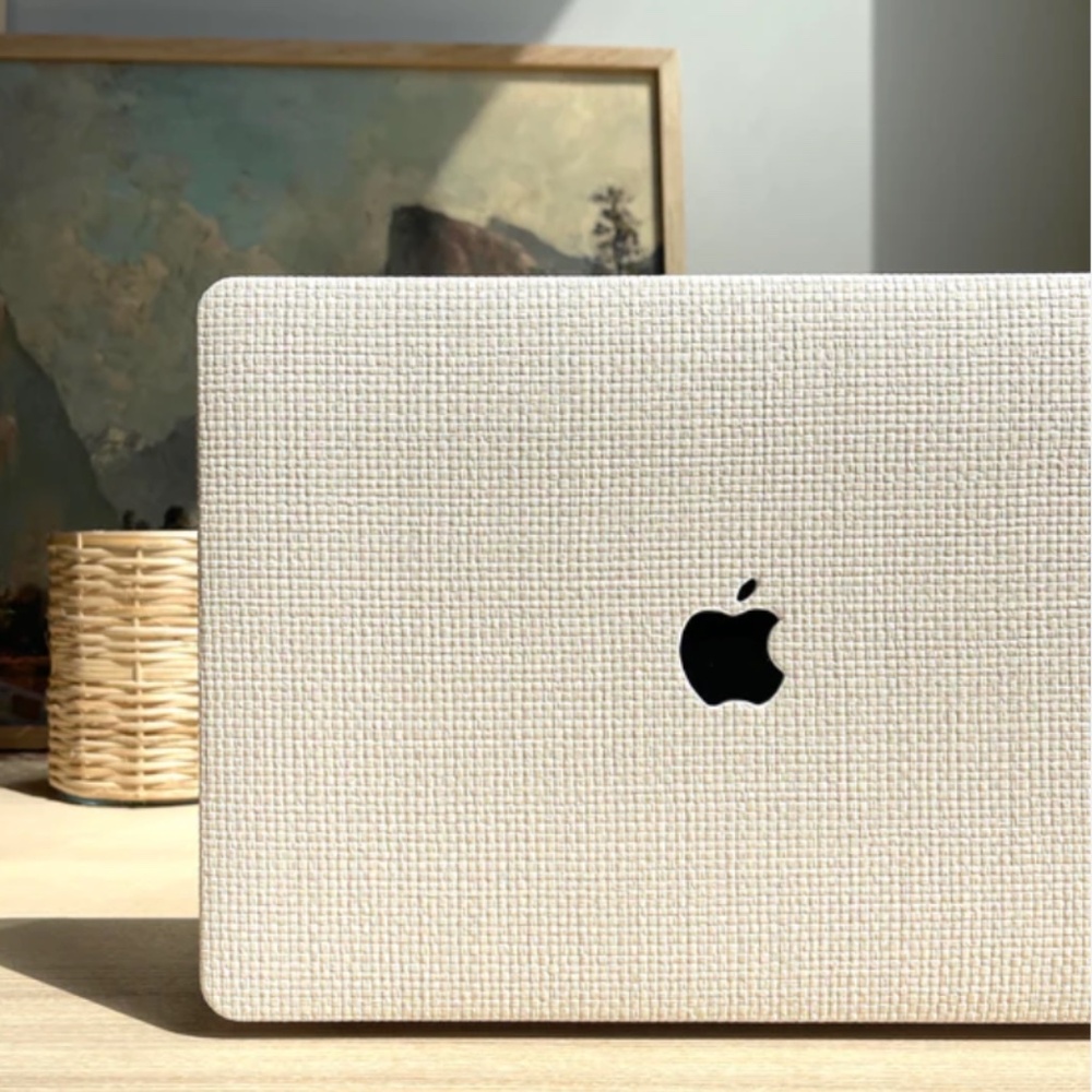 MacBook Pro 15 inch Ivory/Cream Woven Laptop Case/Shell